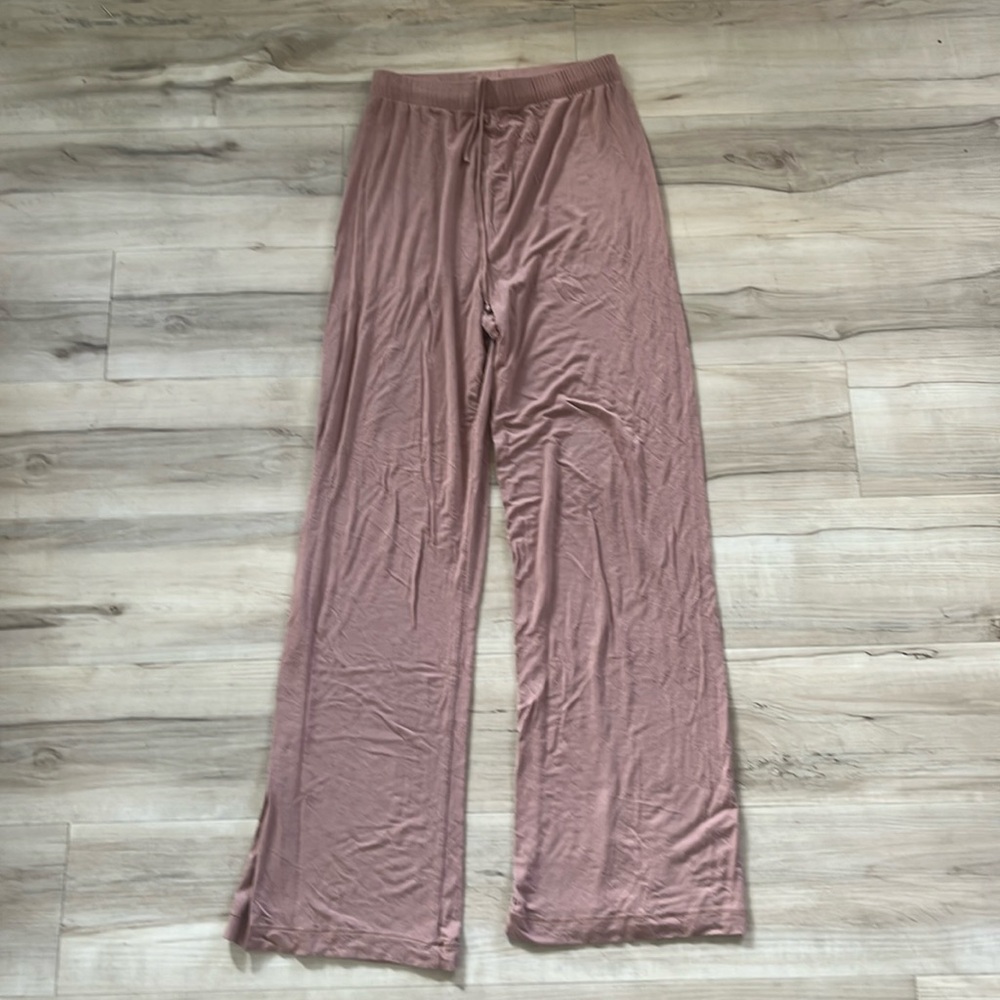 Skims Pants